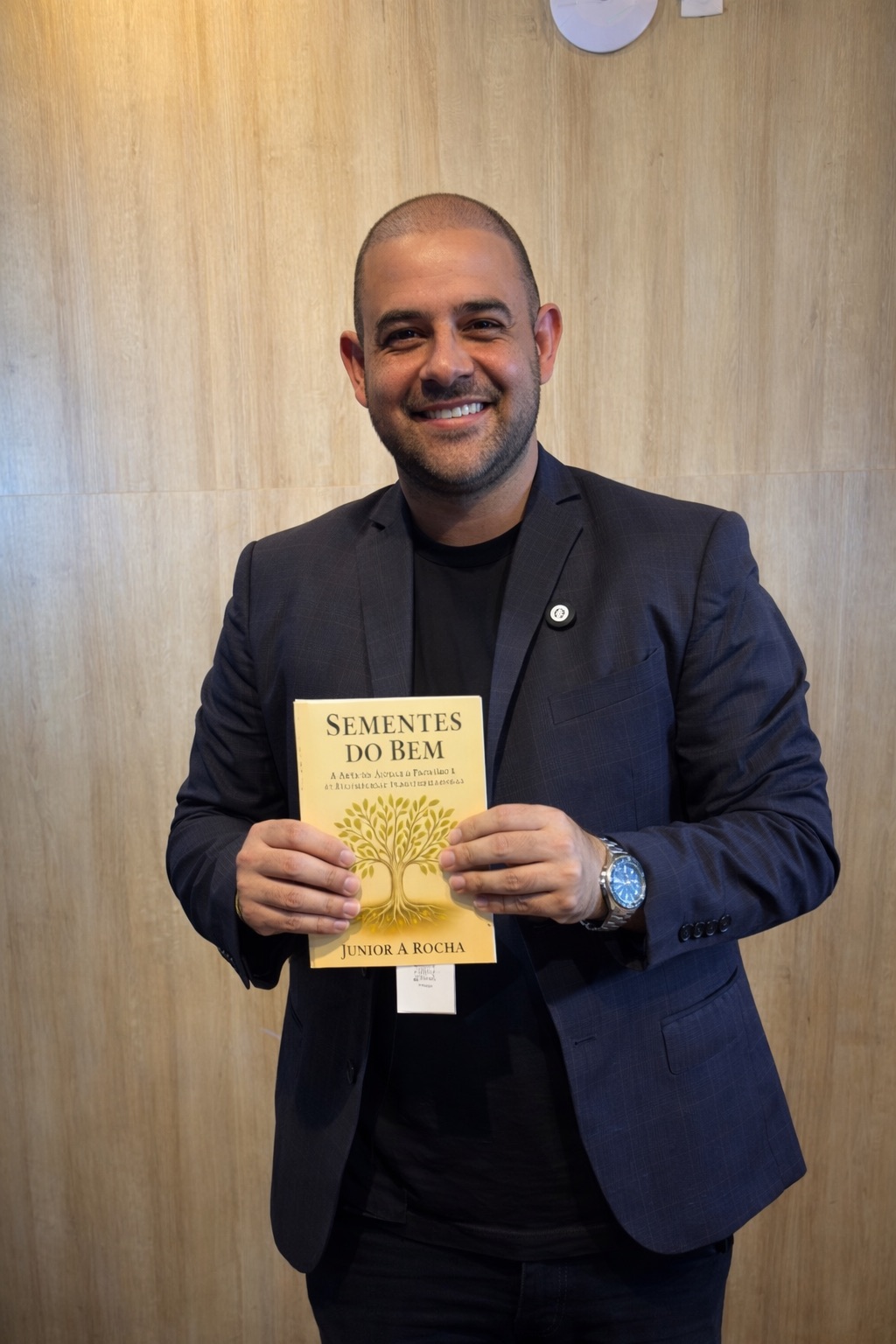 Junior A Rocha, autor de Sementes do Bem